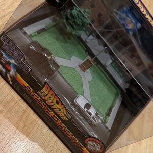 Back to the Future Nano Scene Hill Valley Clock Tower Playset with DeLorean